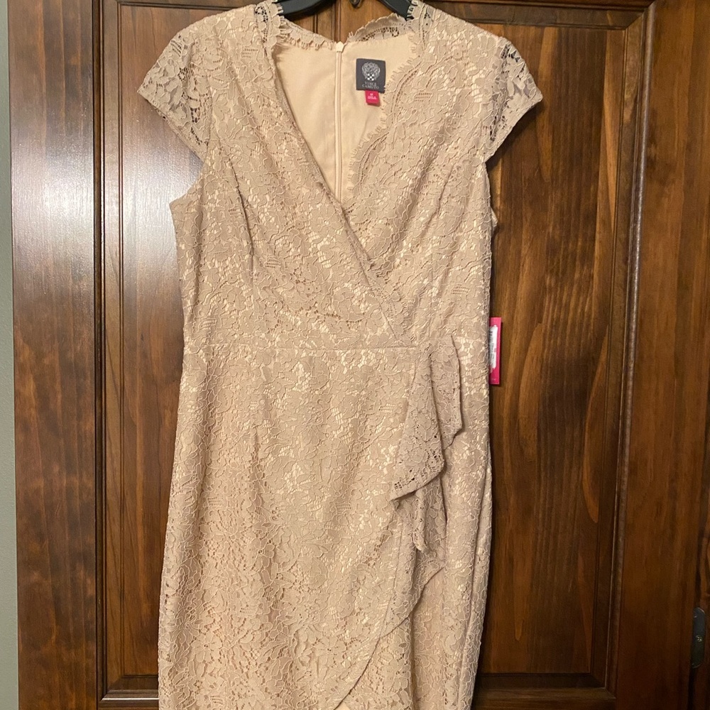Vince Camuto “Gold” lace dress. Size 12 NWT